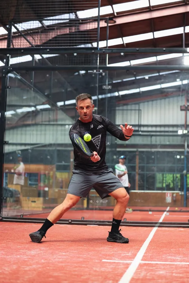 A player stepping into a forehand